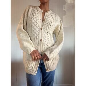 Vintage Highland Home Wool Sweater Women's Size Medium